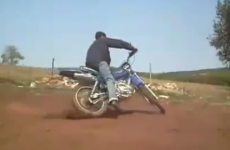 vídeos de caídas de motos